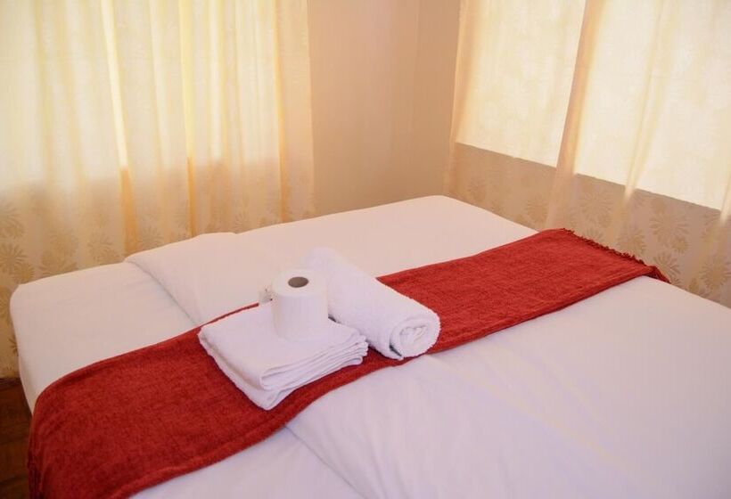 پانسیون Royal Guest House