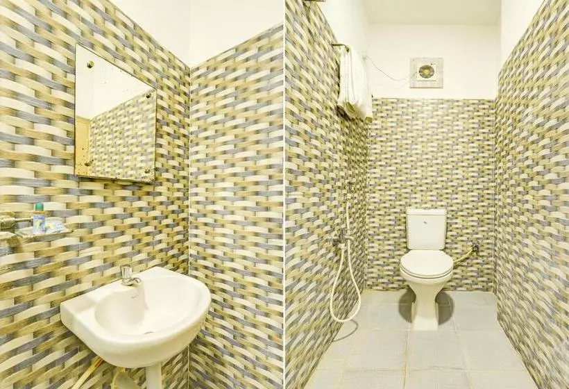 هتل Fabexpress Al Taj