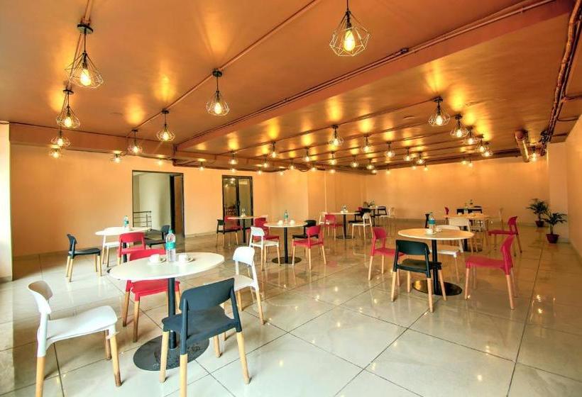 ホテル Artisian Rooms