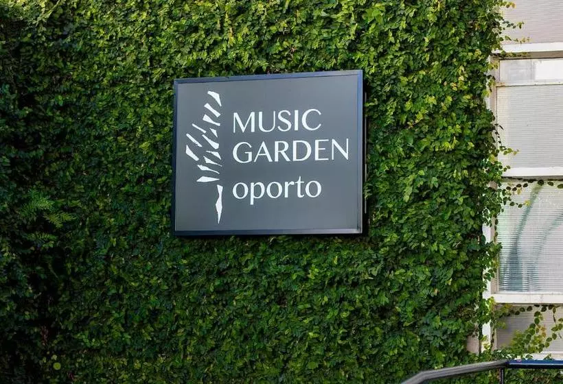 Hostel Music Garden Oporto