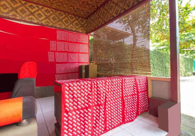 Hotel Oyo 2588 Pondok Romeo