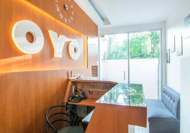 Hotelli Oyo 431 Apollo 11 Apartelle