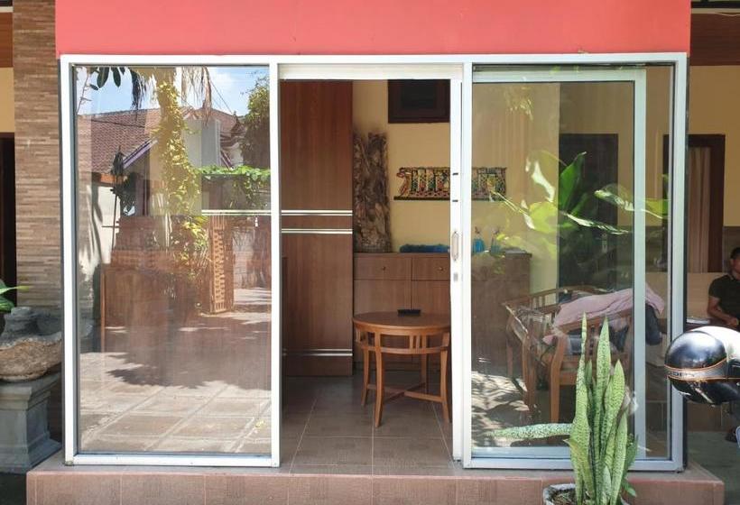 Hotel Oyo 2581 Ketut Smile