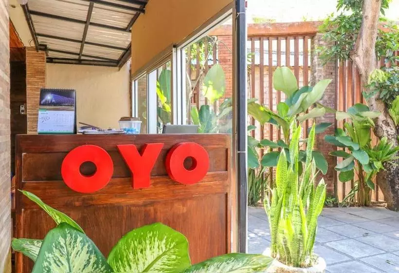 هتل Oyo 2581 Ketut Smile