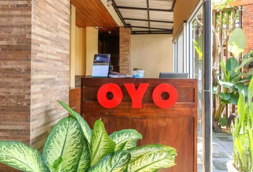هتل Oyo 2581 Ketut Smile