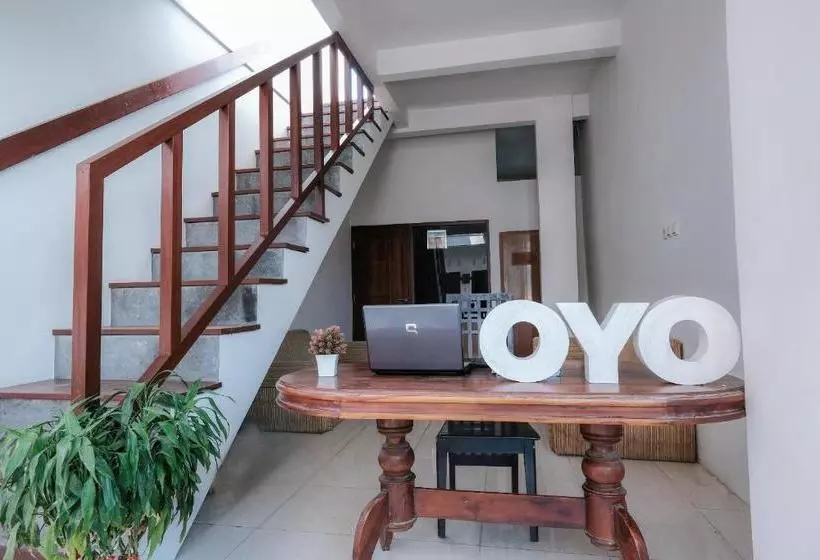 هتل Oyo 2587 Enfaza Guesthouse