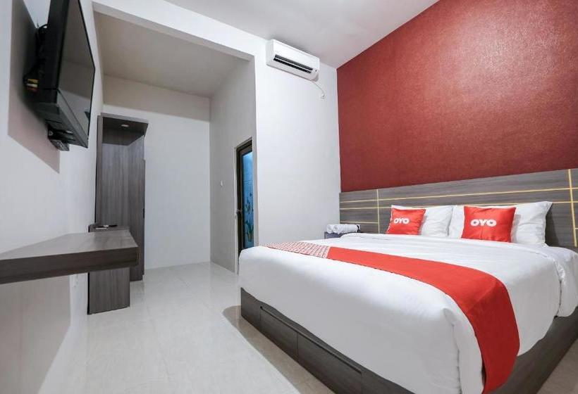 هتل Oyo 2587 Enfaza Guesthouse