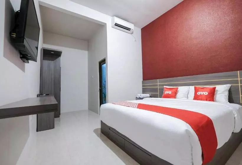 هتل Oyo 2587 Enfaza Guesthouse