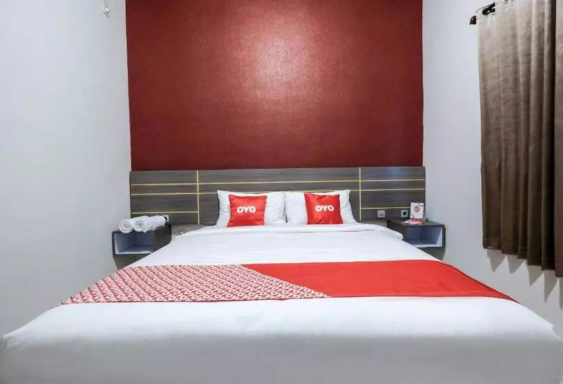 هتل Oyo 2587 Enfaza Guesthouse
