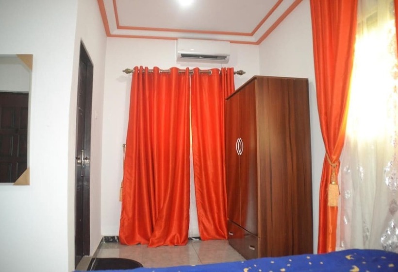 Evaville Hotel N Lounge