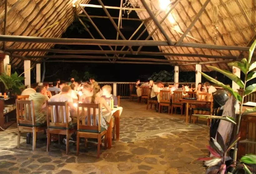 هتل Black Rock Lodge