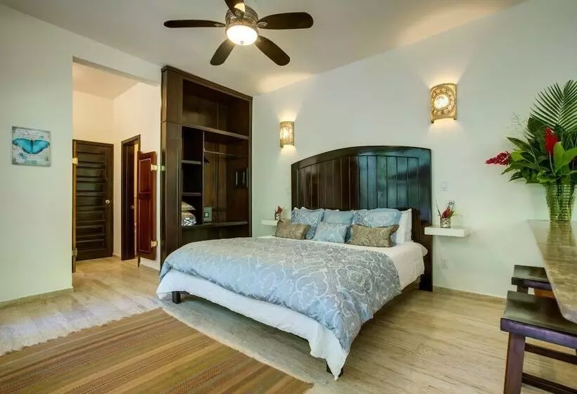 هتل Black Rock Lodge