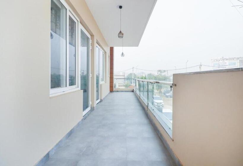 Hotel Collection O Green Leaf Residency