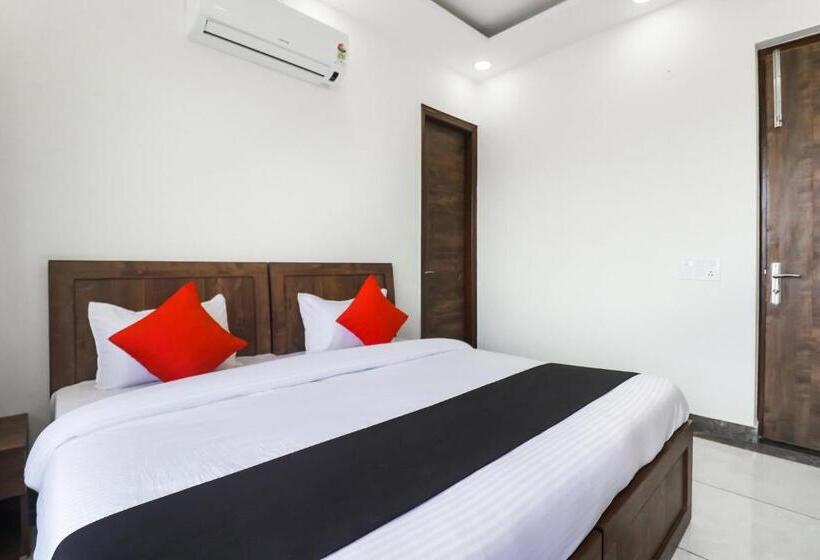 Hotel Collection O Green Leaf Residency