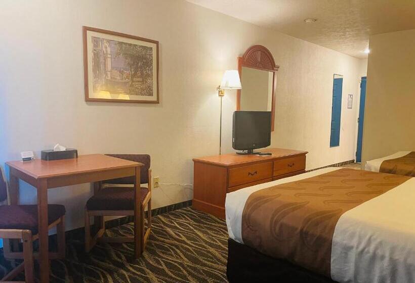 בית מלון כפרי America S Best Value Inn Sandpoint