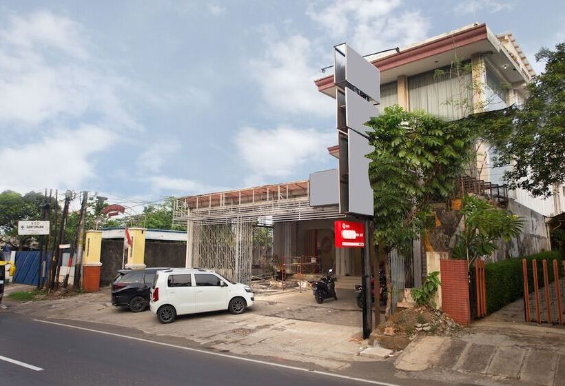 Otel Oyo 2443 Inn Joy