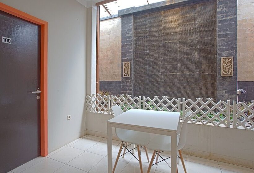 Otel Oyo 2443 Inn Joy