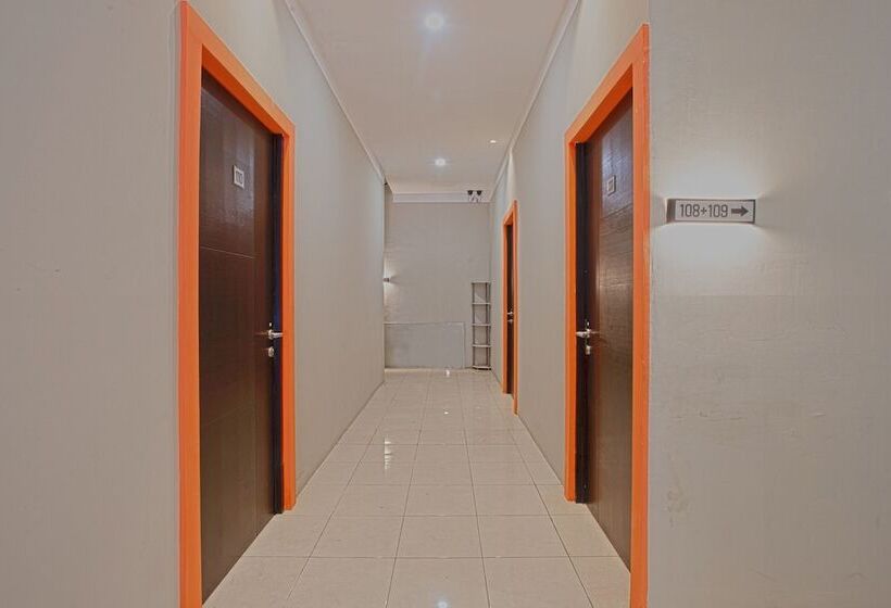 Otel Oyo 2443 Inn Joy