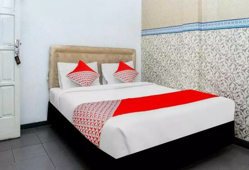 ホテル Spot On 2353 Wisma Hulubalang