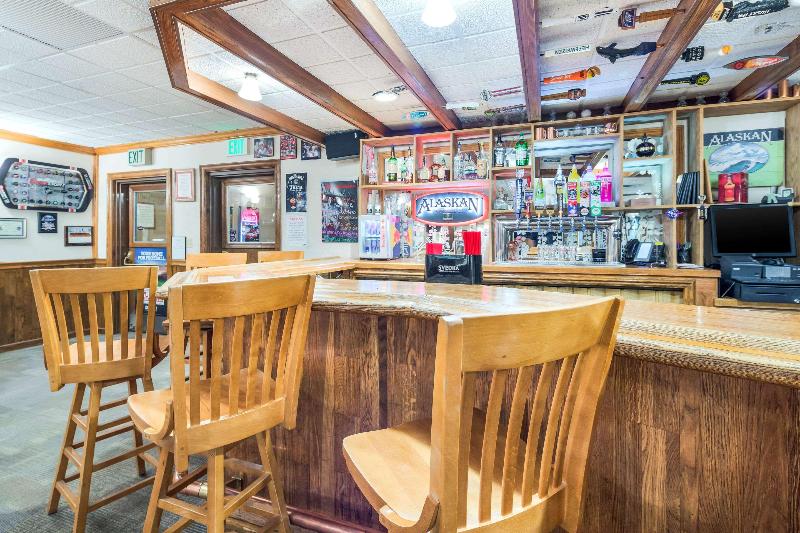 Clarion Hotel & Suites Fairbanks Near Ft Wainwright