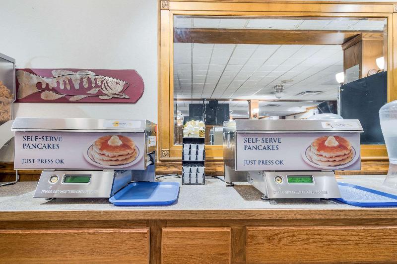 Clarion Hotel & Suites Fairbanks Near Ft Wainwright