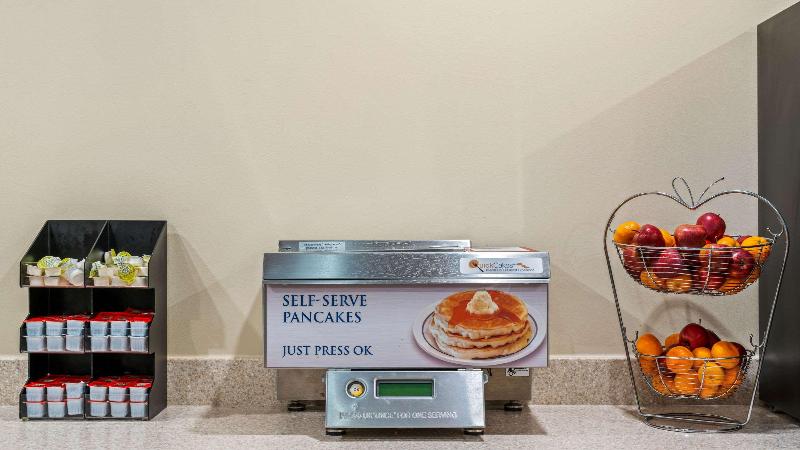 Clarion Hotel & Suites Fairbanks Near Ft Wainwright