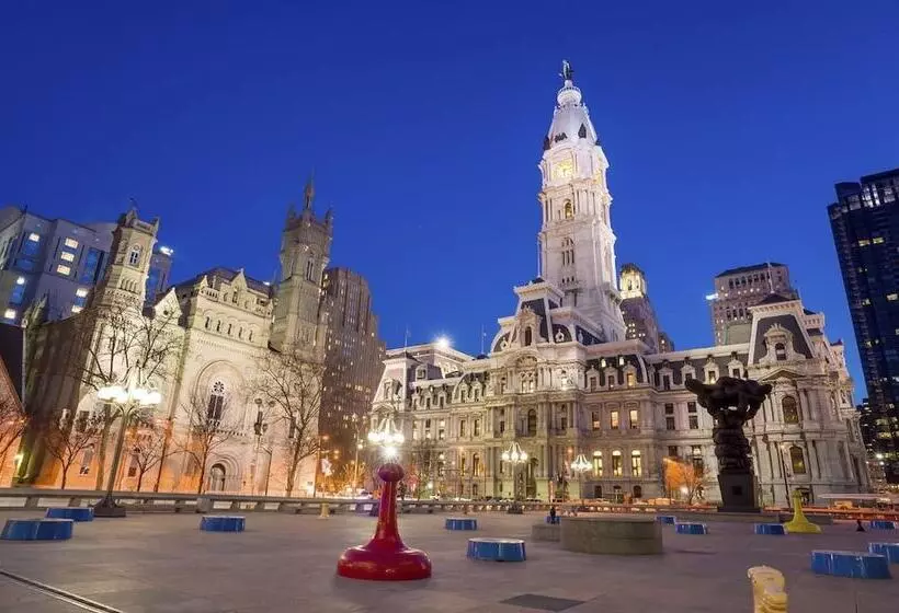 호텔 Quality Inn Center City