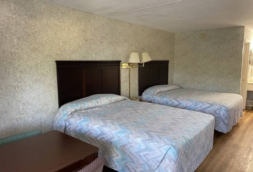 בית מלון כפרי Riverfront Lodge