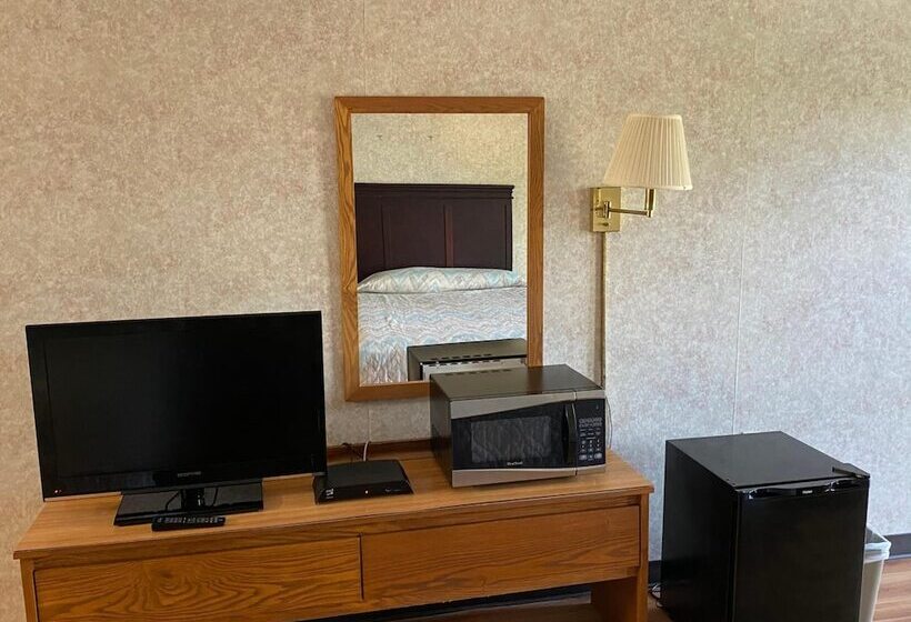 בית מלון כפרי Riverfront Lodge