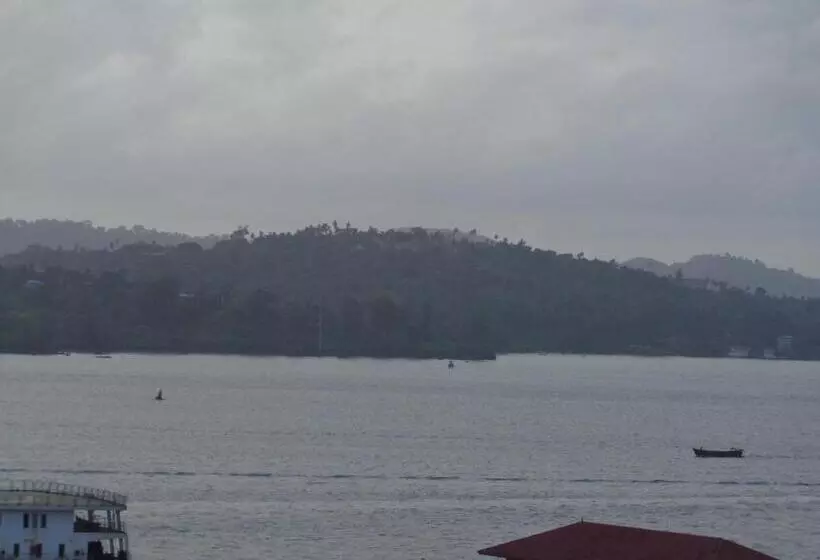 Hotelli Harbour View