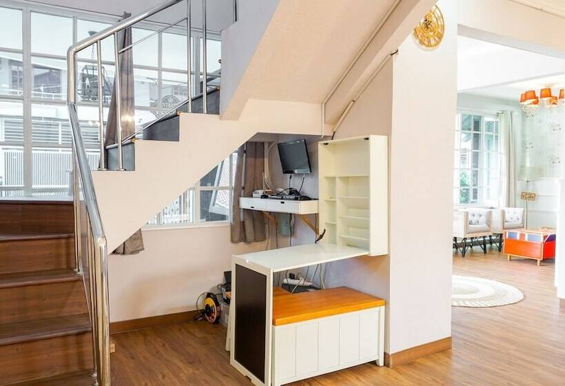 هتل Spot On 2053 Granada Syariah Home Stay