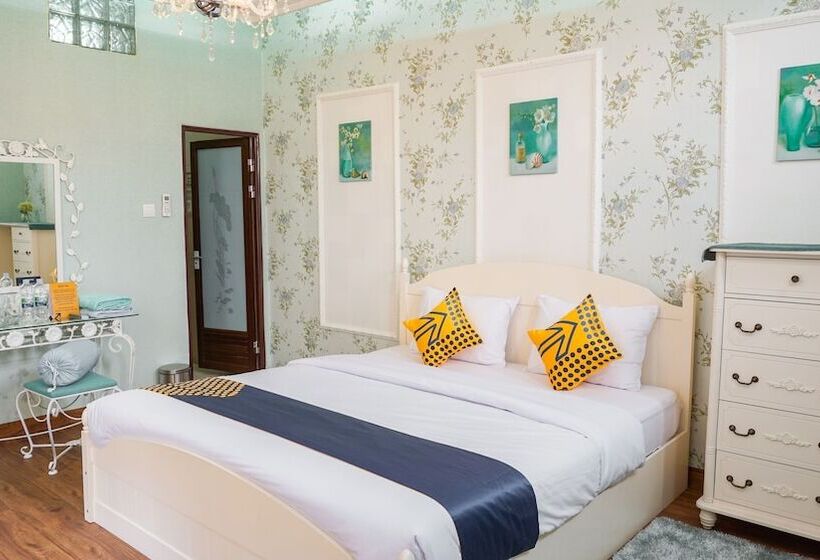 هتل Spot On 2053 Granada Syariah Home Stay