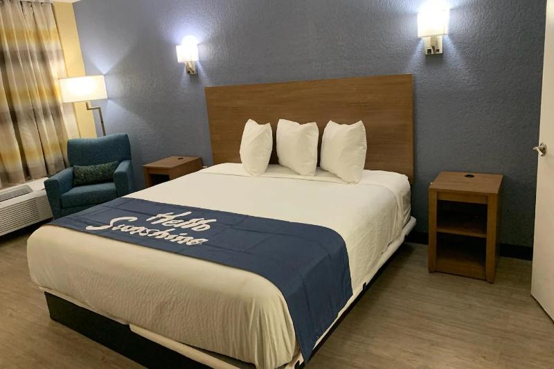 酒店 Days Inn By Wyndham Apopka/orlando