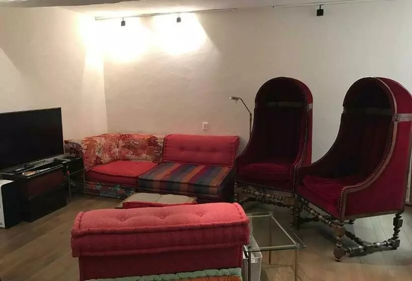 ペンション Le Relais D Auribeau