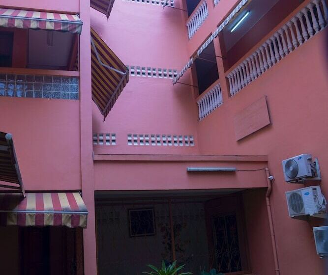 هتل Residence Vanestelle