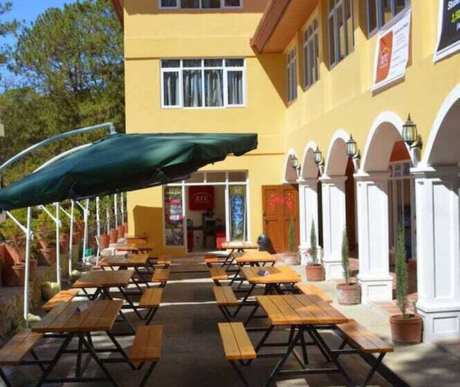 4f8 Princeton Bldg North Cambridge Condo