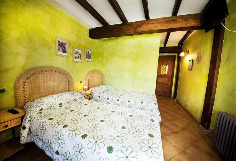 Retkeilymaja Posada El Pozu La Tejera