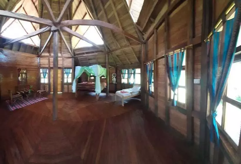 Hotelli Amazanga Ecolodge And Native Spa