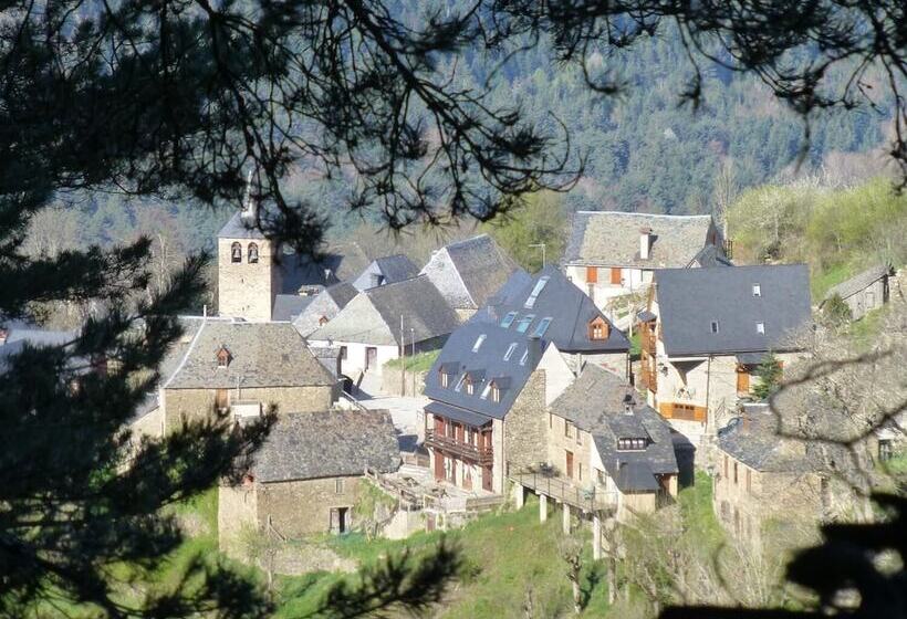 بنسيون Casa Puig