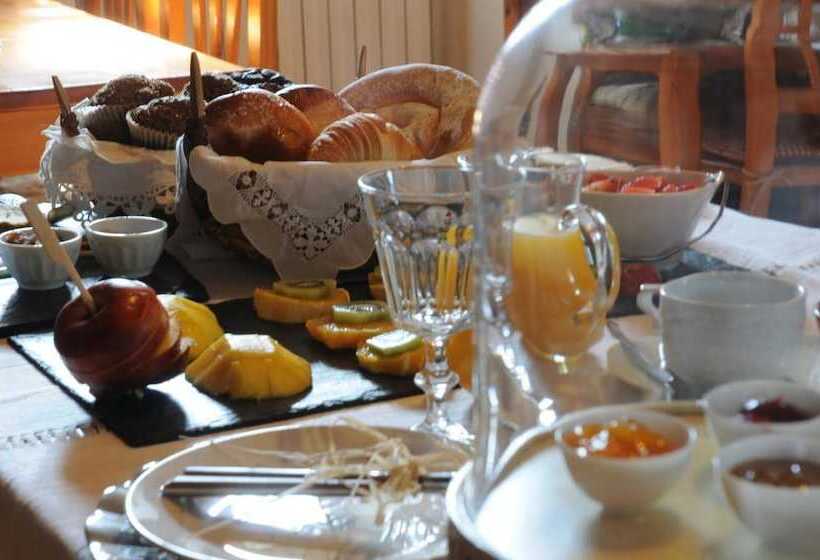 بنسيون Casa Puig