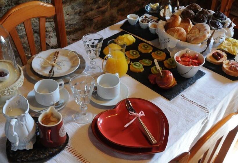 بنسيون Casa Puig