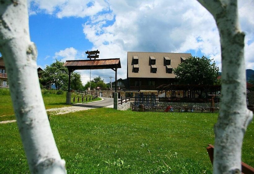 Camp Hotel Lake Views