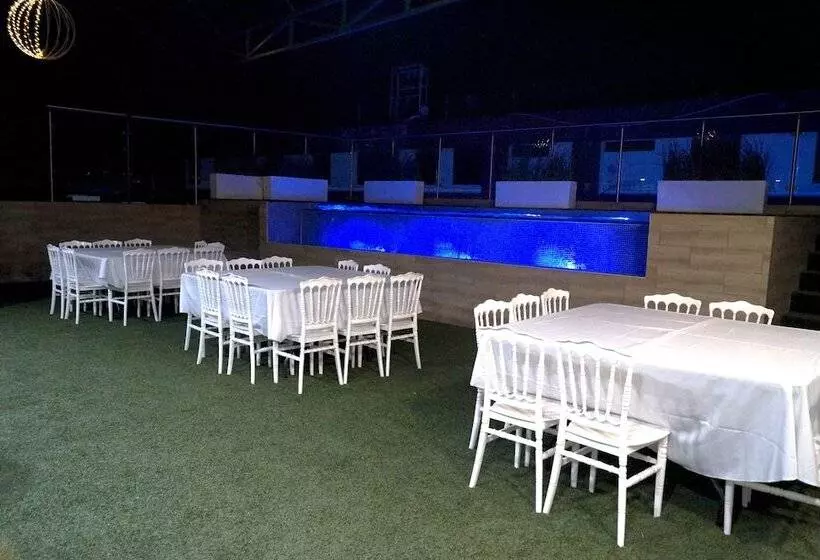 ホテル Royal Madero Inn