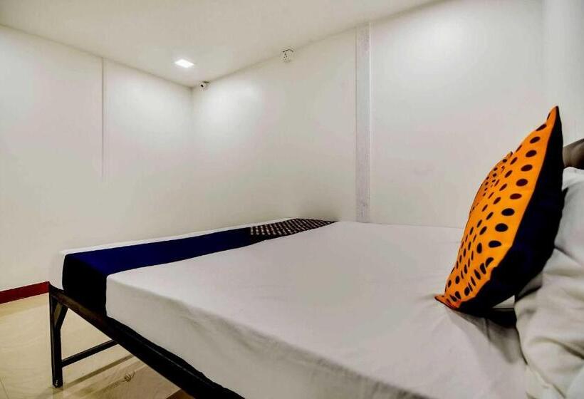 호텔 Spot On 69340 Nagpur