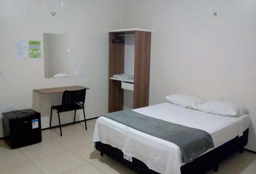 פנסיון Pousada Serrana