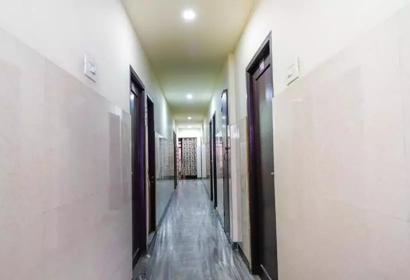 ホテル Oyo 65685 Amaravathi Guest House