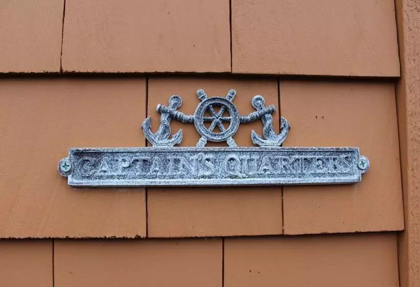 호텔 Inn At The Sea