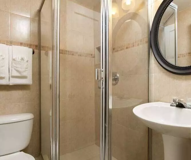 Garden Hotel Miami Airport, Trademark Collection By Wyndham