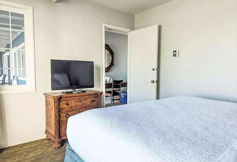 Hotelli Seaway Inn