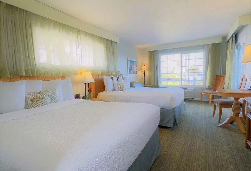 Hotelli Seaway Inn